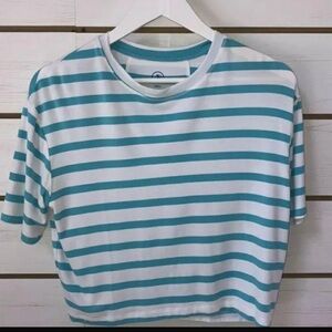 Addison Bay Women's White Stripe Everyday Short Sleeve T-Shirt Crop Tee, Medium